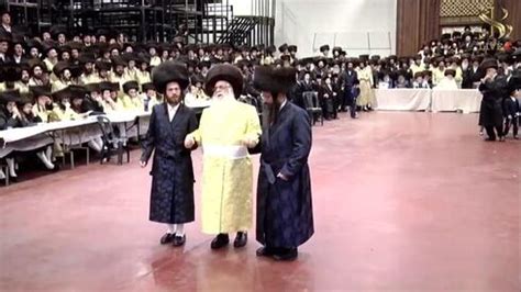 Ezraider israel איזיריידר ישראל השכרת כלי רכב חשמלים. חתונת חצר האדמו"ר מצאנז: המשטרה ידעה על החופה, לא הגיעה ...