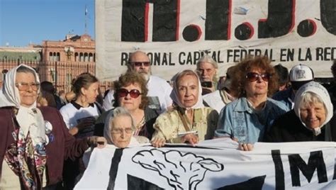 Mothers Of Argentinas Disappeared March To Keep Memory Alive News
