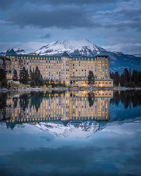 The Fairmont Chateau Lake Louise Is A Fairmont Hotel On The Eastern