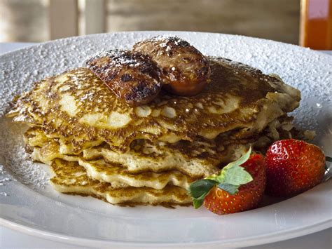 The 15 Most Epic Breakfasts in Vegas | Vegas breakfast, Breakfast, Best