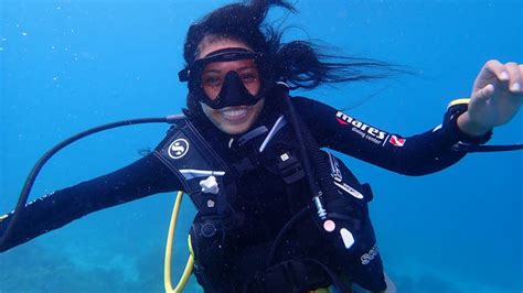 Diving In Apo Island Daisy Dive Monster Jr Dive With A Big Smile Dive Monster