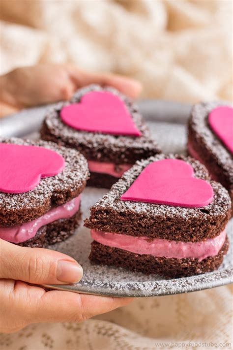 This avocado chocolate mousse recipe is from my 10 recipe free cookbook. Mini Naked Chocolate Cake Hearts - Small Individual Heart ...