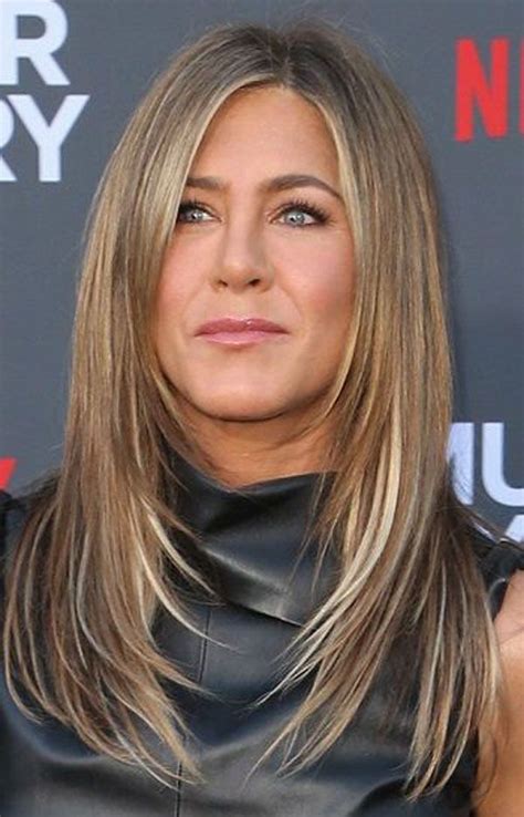 15 Iconic Hairstyles Of Actress Jennifer Aniston 2023 Jennifer Aniston Hair Jennifer Aniston