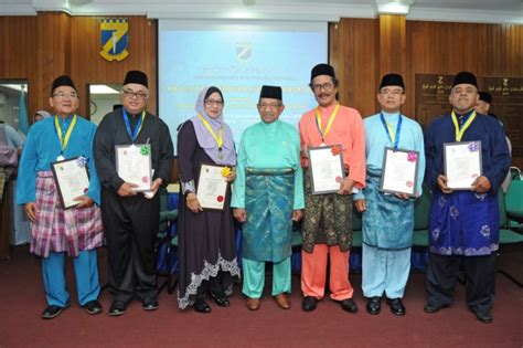 Stpm/matriculation/foundation students in 2019, results announced recently, for university enrolment in september 2020. Majlis Hari Terbuka Rumah Persatuan 2018 (Sempena Sambutan ...