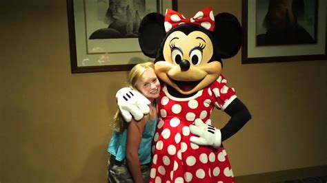 Minnie Mouse 2 In Walt Disney World Hollywood Studios Youtube