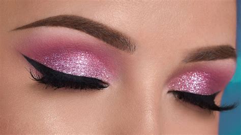 Smokey Eyes With Pink How To Makeup Artist Pro