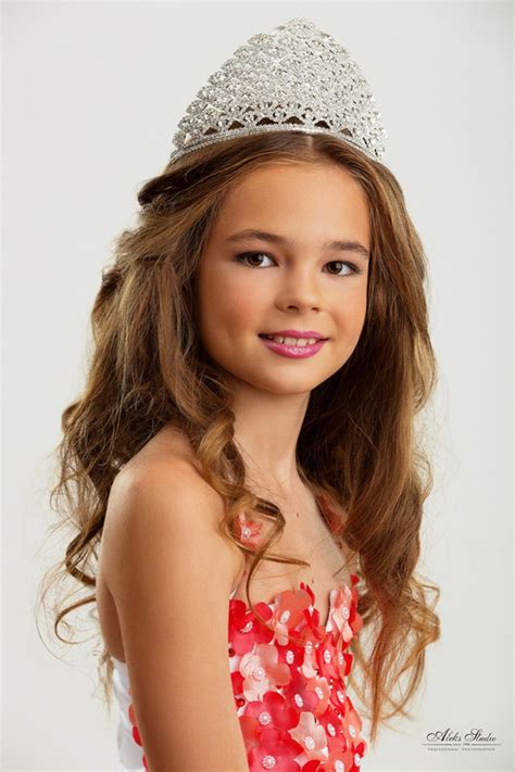 Belarus Girl Becomes Little Princess World Photo Euroradiofm