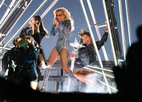 Watch Lady Gagas Full Halftime Performance At The Super Bowl 2017