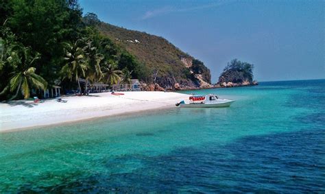Masih ramai yang belum mengetahui kewujudan pulau yang tersangat indah ini di malaysia. 12 Tempat Menarik Di Johor Untuk Dilawati. Ramai Tak Tahu!