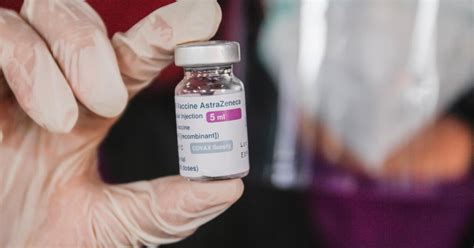 Wirksamkeit nach erster dosis belegt. Studie: Wirksamkeit von Astrazeneca-Impfstoff höher als ...