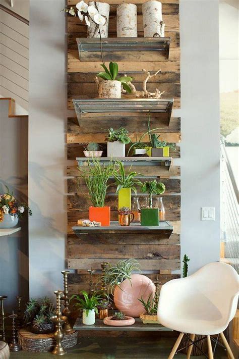 Don't leave your wall unadorned. Upcycled Pallet Wall Shelves | Upcycle Art