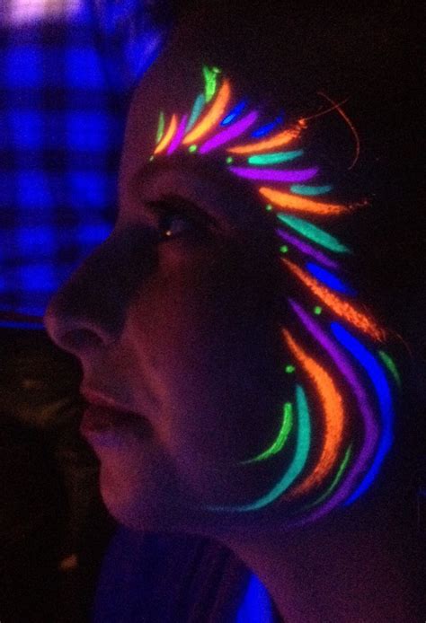 Pin By Zaidan On Neon Lights Neon Face Paint Glow Face Paint