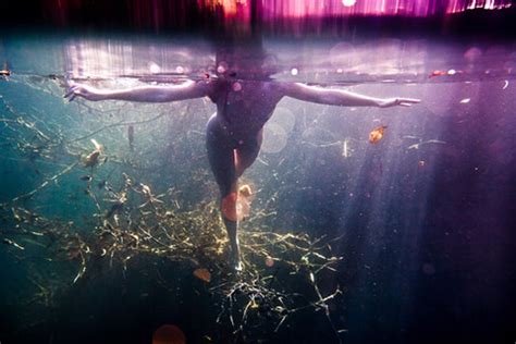 Photographer Captures Surreal Underwater Portraits Of Women Skinny