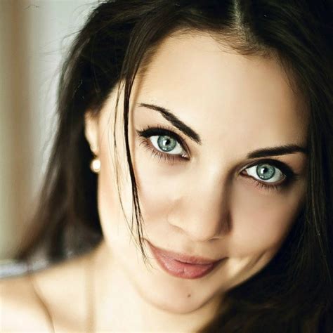 Характеристика зеленых глаз у женщин и мужчин различные оттенки характер и особенности людей