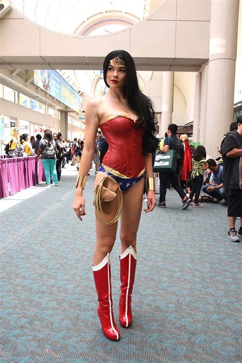 Sexiest Female Comic Con Costumes Kahoonica
