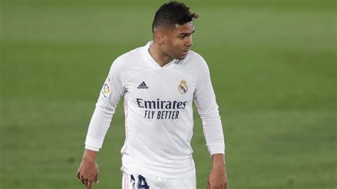 89 casemiro cdm 65 pac. Watch: Casemiro clatters into James Milner during Real Madrid's clash with Liverpool - Football ...