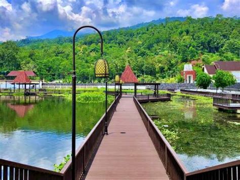 Bukit Cinta Rawa Pening Destinasi Wisata Alam Yang Lagi Ngehits Di Semarang