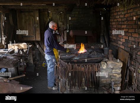 Old West Blacksmith Hi Res Stock Photography And Images Alamy