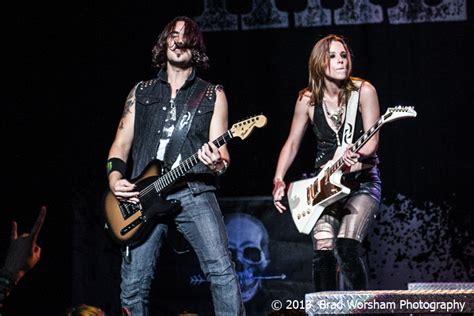 Interview Halestorms Lzzy Hale And Joe Hottinger Talk Covers Ep