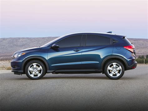 It is available in 5 colors, 3 variants, 1 engine, and 1 transmissions option: New 2018 Honda HR-V - Price, Photos, Reviews, Safety ...
