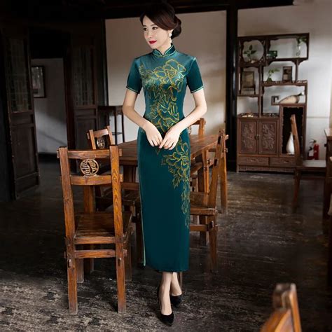 green long cheongsam dress women velvet qipao long chinese traditional dress qipao short sleeve