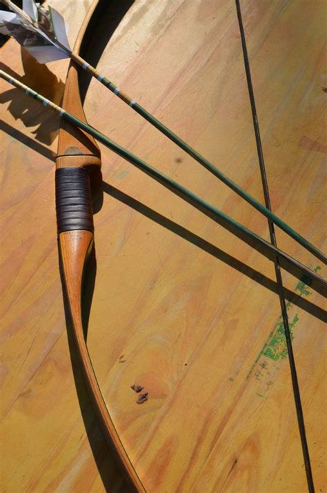 Archery Bow Vintage Unico 55 Rh Recurve Bow By Podunkhollow Arcos