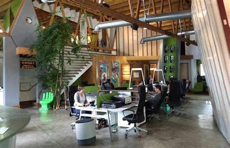 15 Creative Office Layout Ideas To Match Your Companys Culture