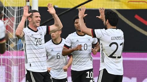 Juli in 12 städten in 12 ländern statt. EM 2021: Deutschland gegen Portugal: Diese Möglichkeiten ...