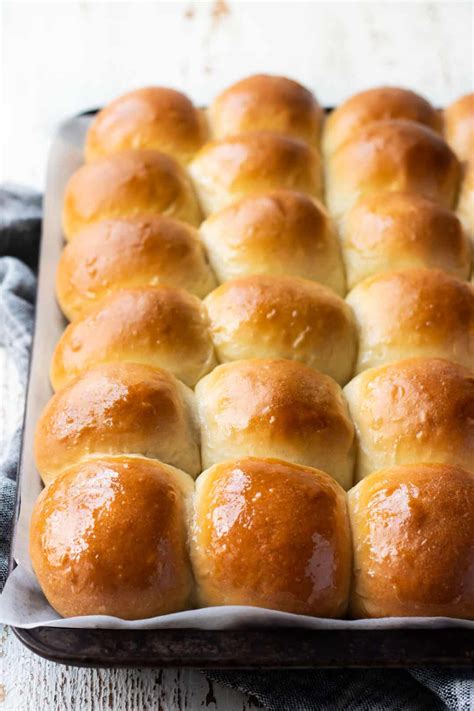Famous How To Prepare Homemade Dinner Rolls Ideas