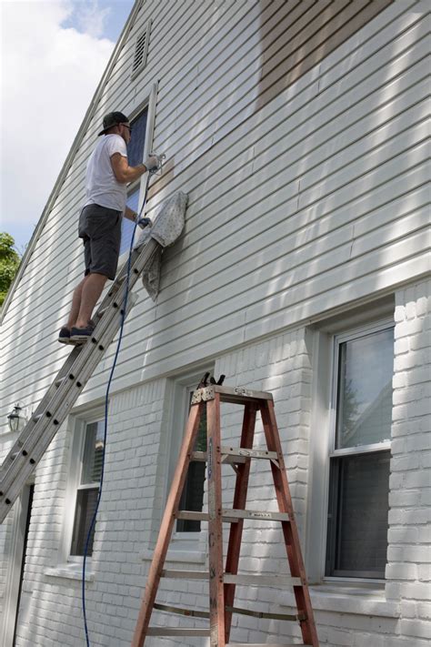 Curb Appeal Update How To Paint Brick And Vinyl Siding Painting