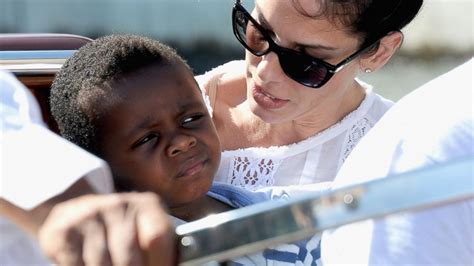 She adopted him after separating from her former partner, jesse james. Sandra Bullock Jokes Why Her Son Louis May Need Therapy ...