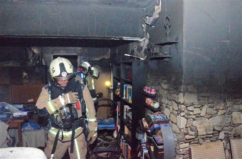 .partiel • meilleurs employeurs à anderlecht • emploi: Important déploiement de pompiers lors d'un incendie au ...