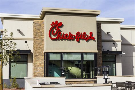Chick Fil A Is Finally Bottling Their Liquid Gold And Will Sell Their