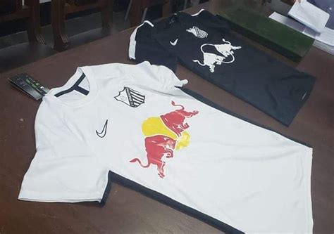 El bragantino logró su punto más alto a nivel internacional con sus participaciones en la copa conmebol de 1992, 1993 y 1996, alcanzando en esta última los cuartos de final. Bragantino Uniforme : Titulo Persistente Ilustrar Camisa ...