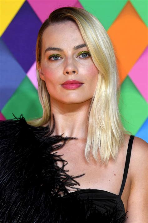 Margot Robbie Dc Extended Universe Wiki Fandom Powered By Wikia