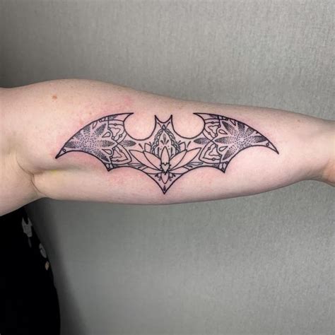 Updated 40 Incredible Batman Tattoos March 2020 Batman Tattoo