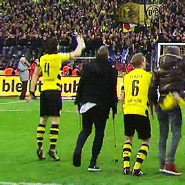 Find and save images from the borussia dortmund collection by cristinadegomez (cristina_rko) on we heart it, your everyday app to get lost in what you love. Nur der Ballspielverein aus Dortmund | Borussia dortmund ...