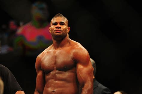 There are plenty of other ufc fighters who are very jacked but have never tested positive for steroids. UFC on FOX 13: Stefan Struve 'not that impressed' with Alistair Overeem - MMAmania.com