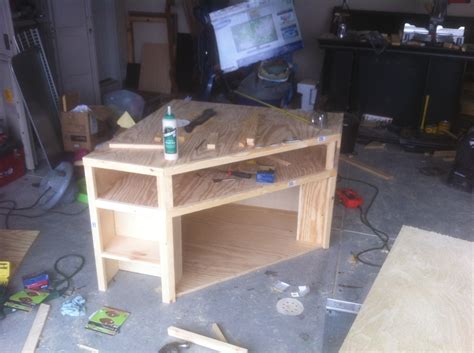 If you are looking for a way to organize your living room or dining room space and accommodate a thinner set. Ana White | Floating Corner Entertainment Stand - DIY Projects
