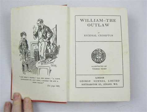 Stella And Roses Books William The Outlaw Written By Richmal Crompton