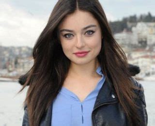 Ayça ayşin turan'ın hayatı ve merak edilenlerinin tümüne haberimizin içerisinden ulaşabilirsiniz. Ayça Ayşin Turan Kimdir
