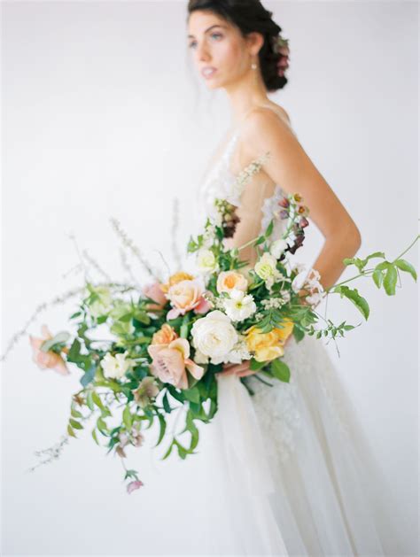 Tracey got in contact with me about her take on cascading bouquets after. Flora-Inspired Bridal Session With a Statement Bouquet ...