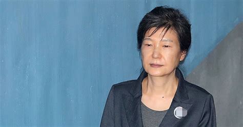 오세라비 안산 페미 논쟁은 함정 진짜 여성혐오는 '쥴리' 벽화. WIKITREE | 박근혜, '비선의료' 박채윤측 변호사 추천 직접 지시