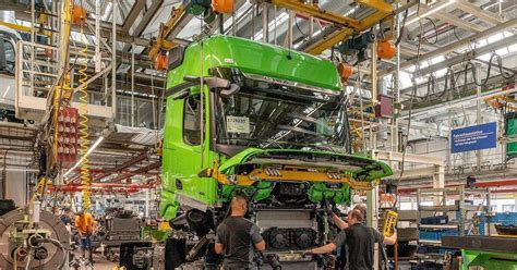 Daimler Kurzarbeit im Lastwagenwerk Wörth RHEINPFALZ