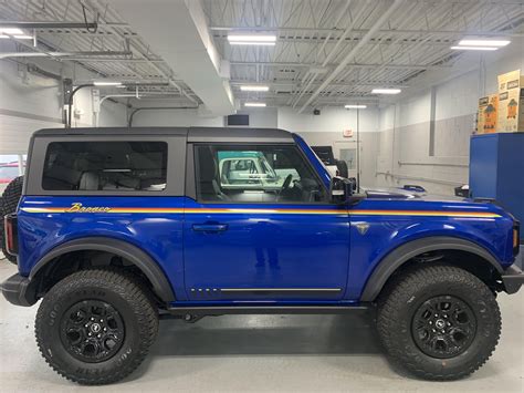 Velocity Blue Accent Color Bronco6g 2021 Ford Bronco And Bronco