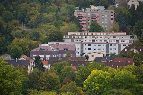 Dabei kann es sich bei der bank in bad cannstatt entweder um eine universalbank handeln, die alle der genannten dienstleistungen für ihre kunden anbietet, oder um eine spezialbank. Neckarweg Etappe 14: von Bad Cannstatt nach Neckarrems ...