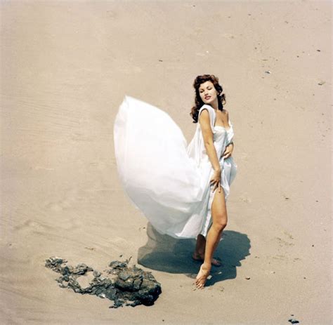 Classic Barefoot Bombshell 40 Glamorous Photos Of Mara Corday In The