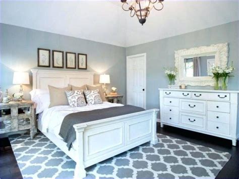 Oct 20, 2020 · joanna gaines bedroom with teal google search bedroom paint colors master gray master bedroom fixer upper master bedroom fixer upper paint colors the most popular of all time the harper house fixer upper paint fixer upper paint colors paint colors for living room fixer upper inspired color schemes for the one who can t make up her mind the weathered fox farmhouse master bedroom remodel bedroom bedroom makeover fixer upper paint colors the most popular of all time the harper house fixer upper. Pin on Dylan's bedroom