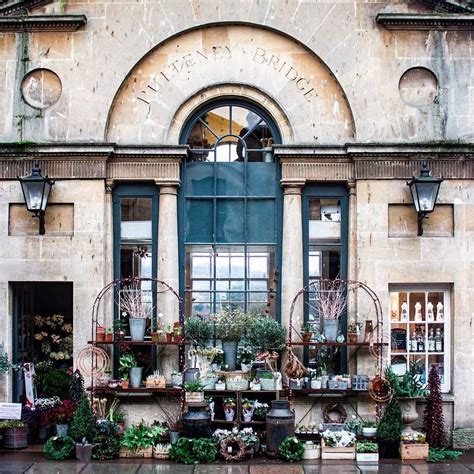 25 Wild And Wonderful Floral Shops From Around The World Floral Shop