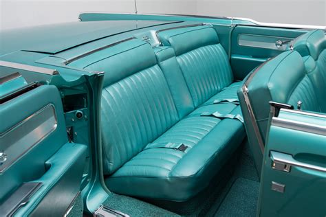 1961 Lincoln Continental Interior Forever Ilakkuma